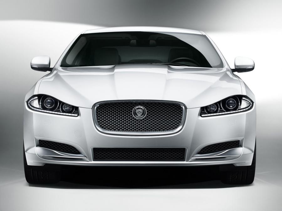  Jaguar XF 2011 года  (фото 3 из 79)